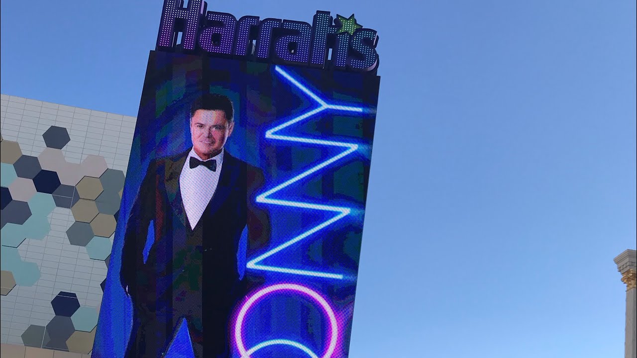 LAS VEGAS VACATION DAY 2!  HUNGER GAMES EXHIBIT, DONNY OSMOND CONCERT& PERSONAL PRE SHOW!!!!!