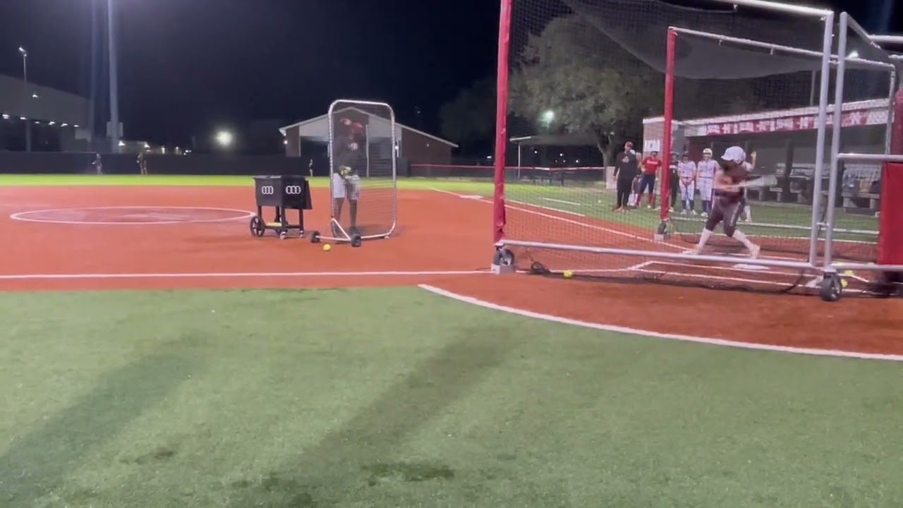 2028 Bree Pech #catcher #softball @EastonBaseballSoftball