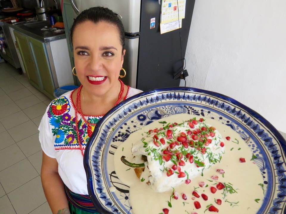 cómo hacer CHILES EN NOGADA.