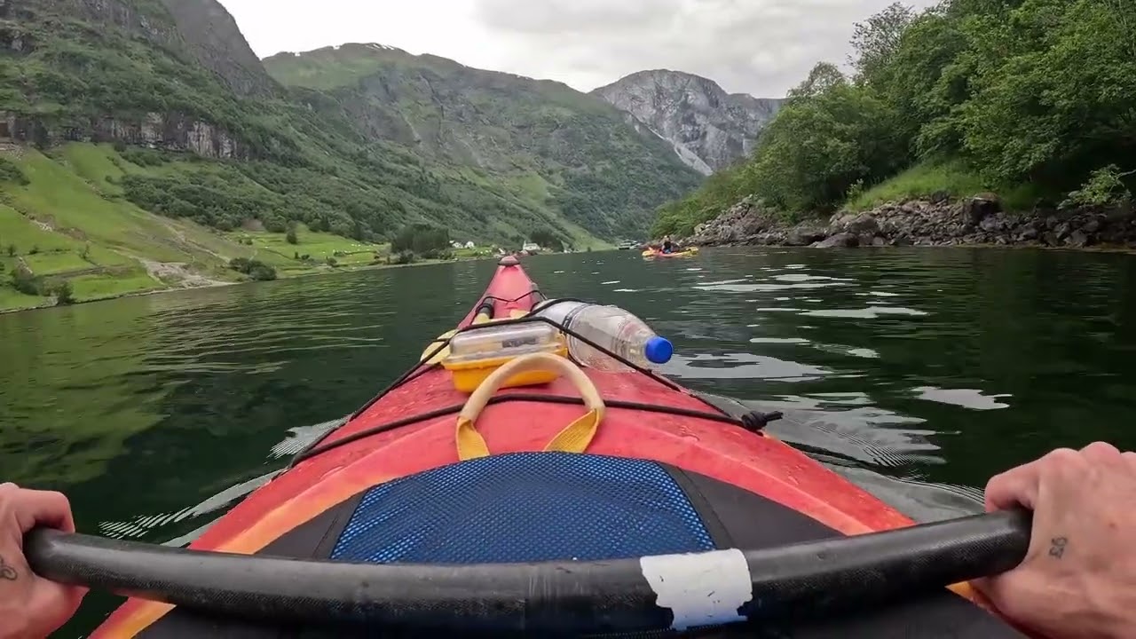 Kayak Norway - Naeroyfjord