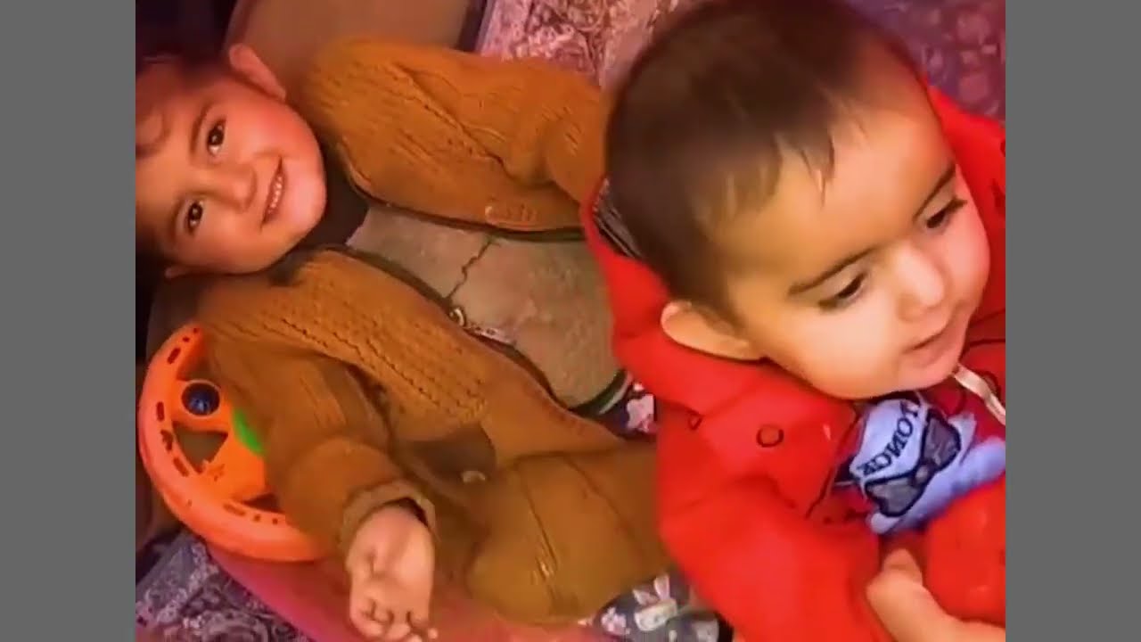 Girl live in frost in a hope with his children 