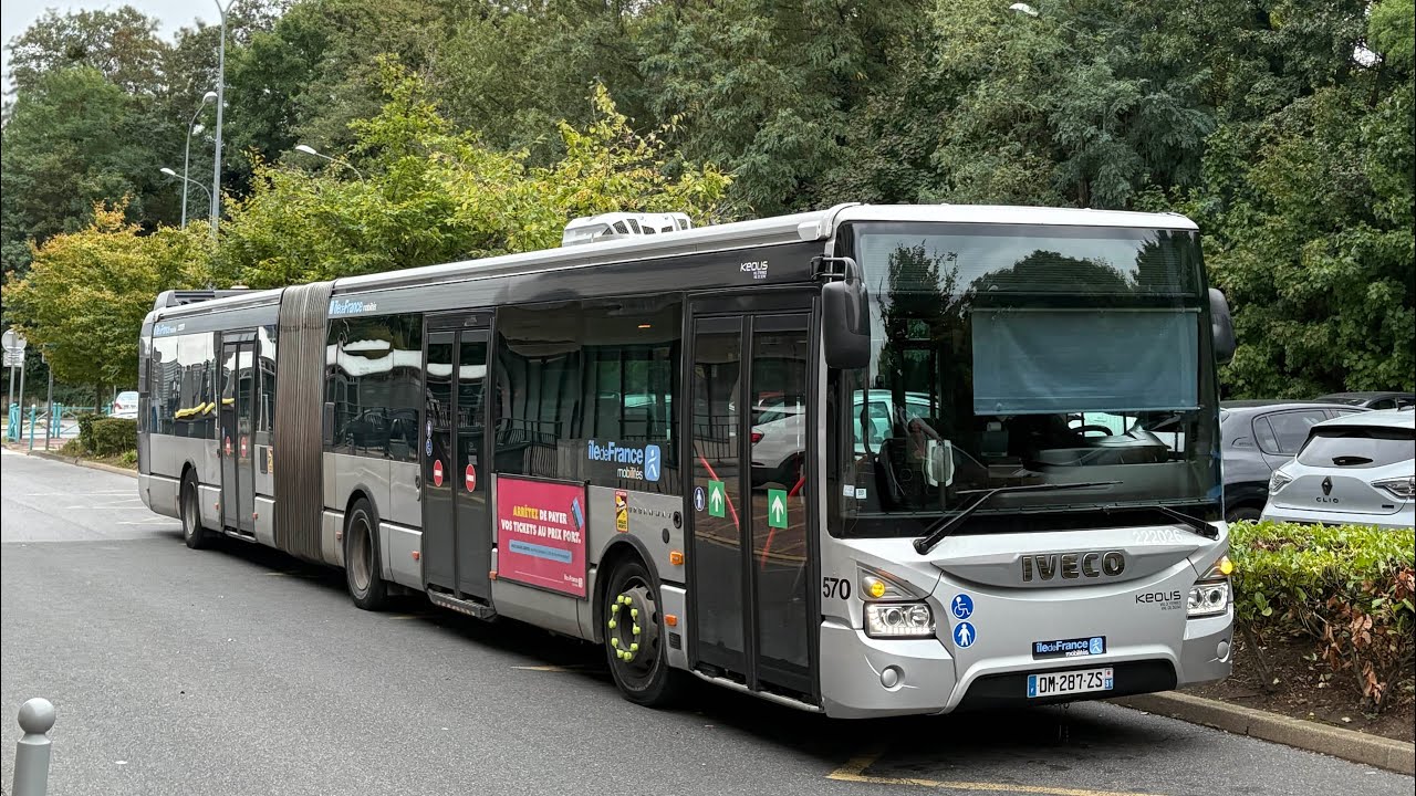 Iveco Bus Urbanway 18 dissel 222026 sur ligne 4111 Keolis Val d'Yerres Val de Seine
