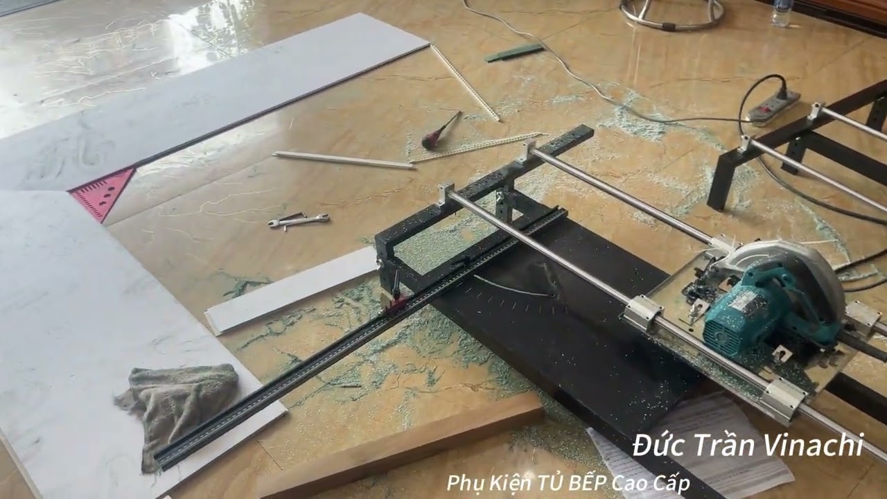 Cắt Tấm Nano Nhựa Làm Trần Nhà Bằng Khung Trượt Máy Di Động Thay Thế Máy Cưa Bàn Trượt 0981.118.008