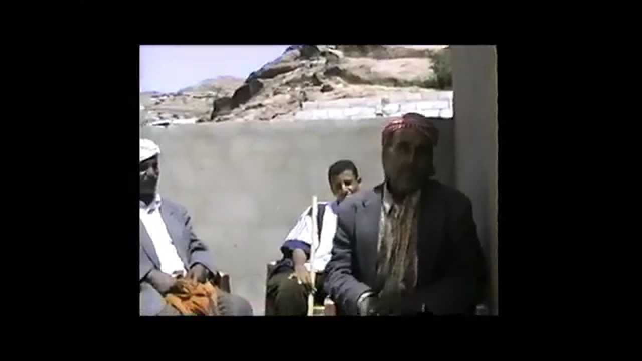 المرحوم احمد محمد السياف وفنان نعوة الغناء صالح حسن Part 2