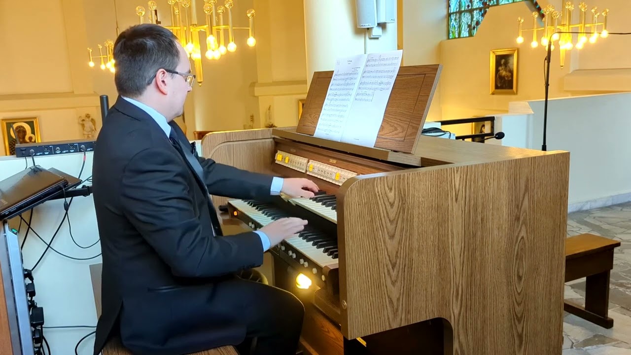 Koncert organowy Macieja Woty w Parafii NMP Królowej w Józefowie k. Legionowa - skrót