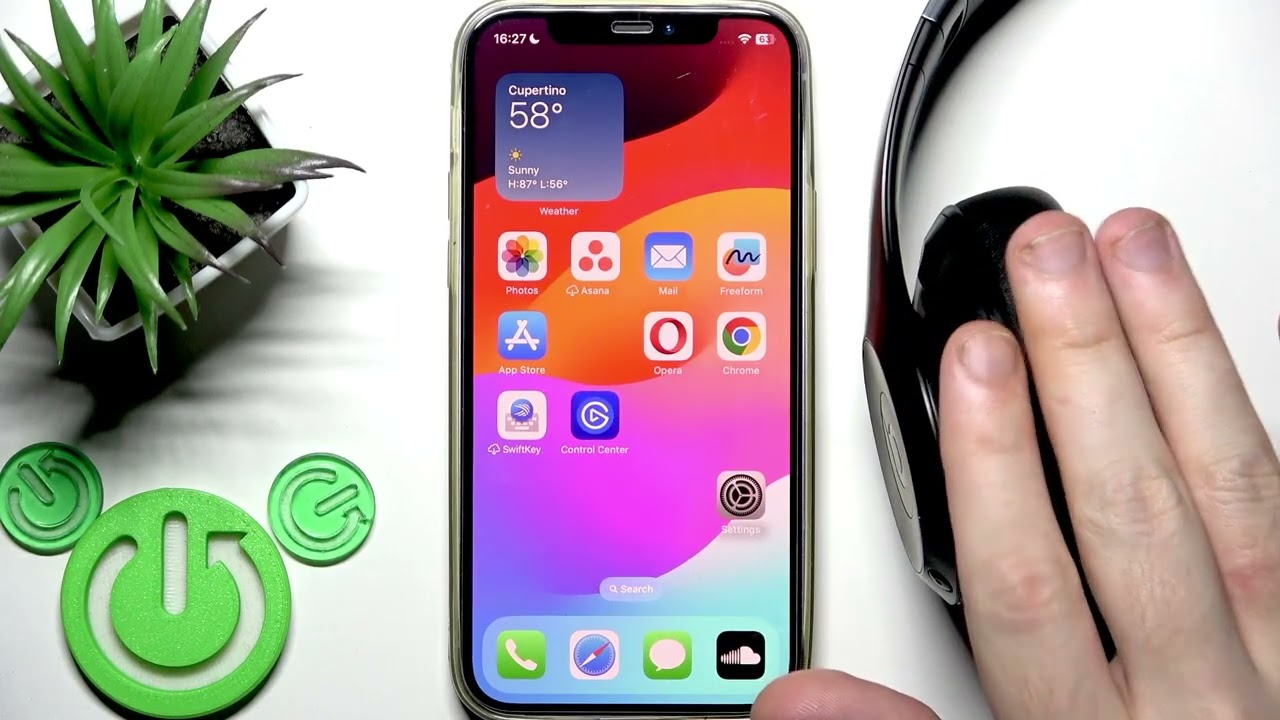 BEATS Studio Pro &ndash; Is the App Available on iPhone?