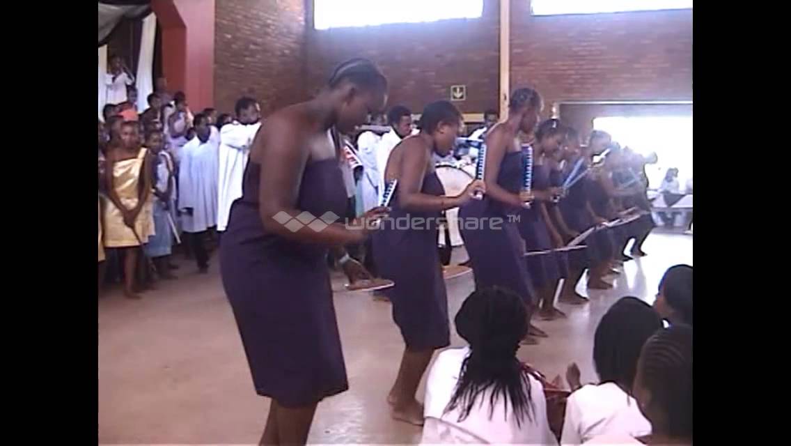 NABACHU: THULANI TEMPLE(UMGIDI WAMAKHOSAZANA AMADALA)