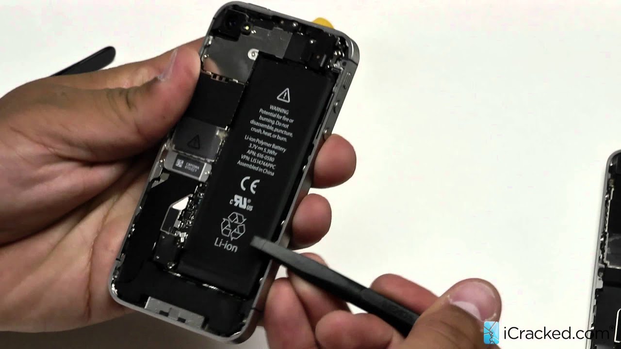 Official iPhone 4 / 4S Battery Replacement Video & Instructions - iCracked.com