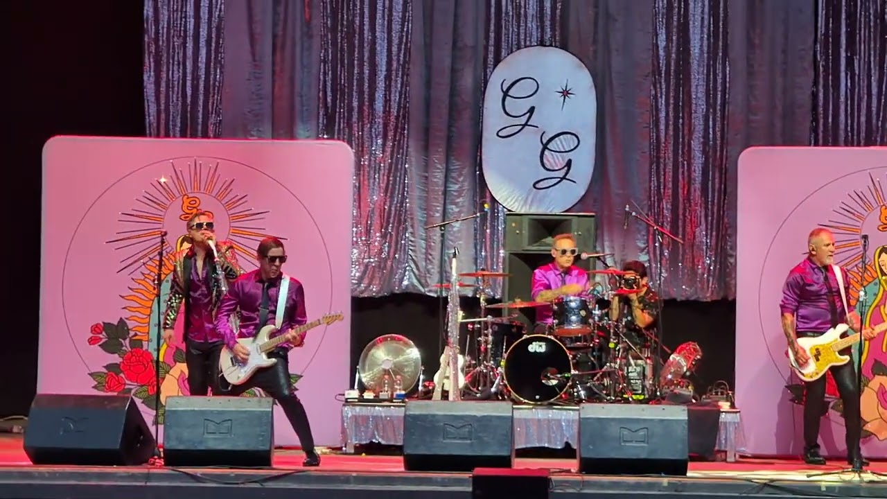 Me First and the Gimme Gimmes - Danny's Song Live | Arena Wien 2024