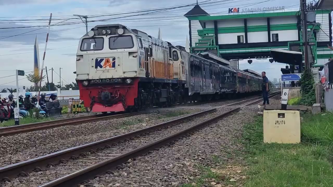 @WandaTau-ru8uu Mudik Argowilis #keretaapi 