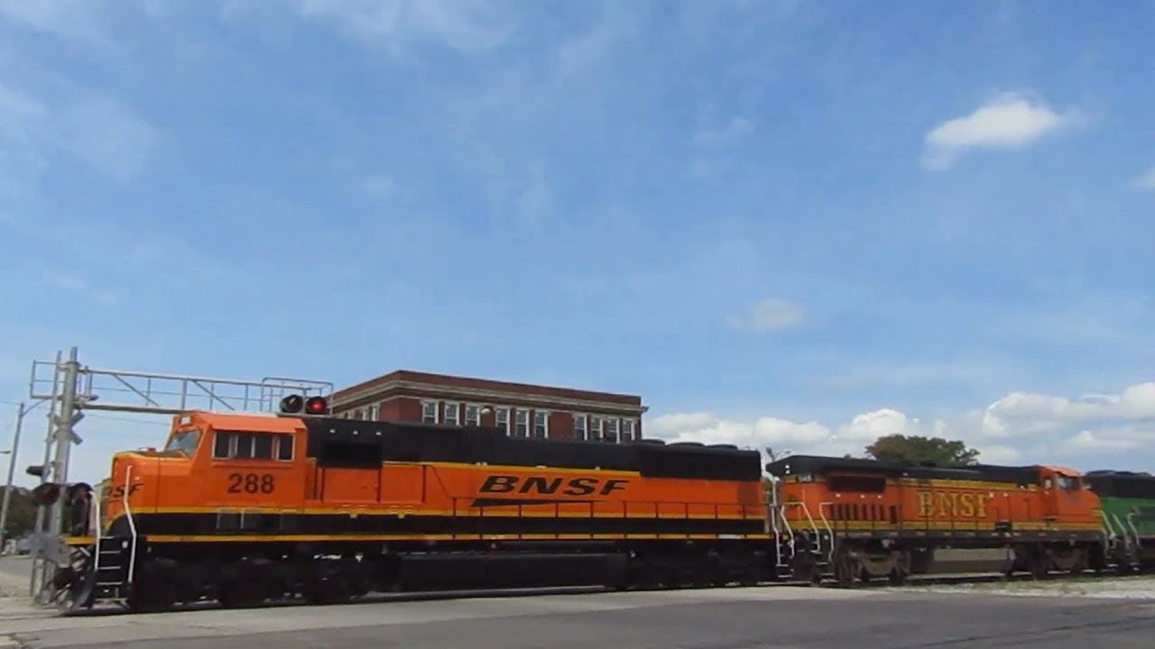 BNSF 288 H4 leads BNSF local with two BN SD60Ms trailing