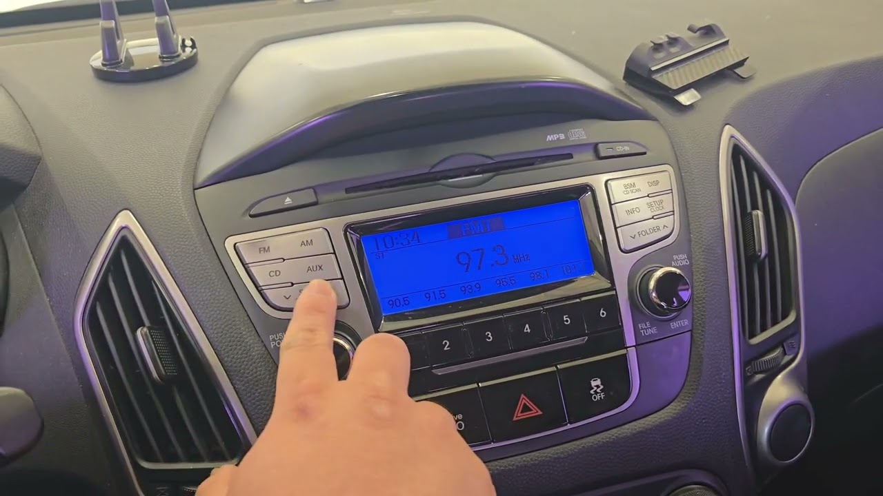 2011 HYUNDAI Tucson KMHJT81VBBU168806