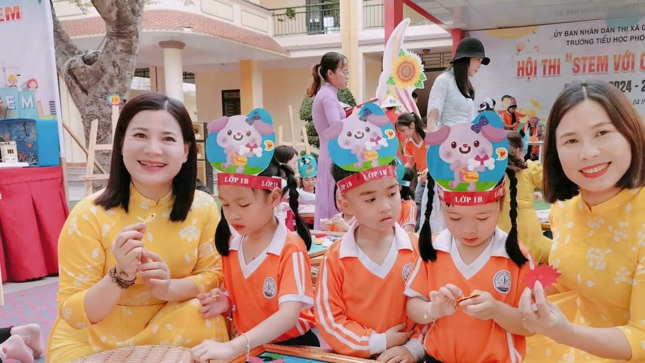Chia tay Hiệu trưởng và nhân viên 2015