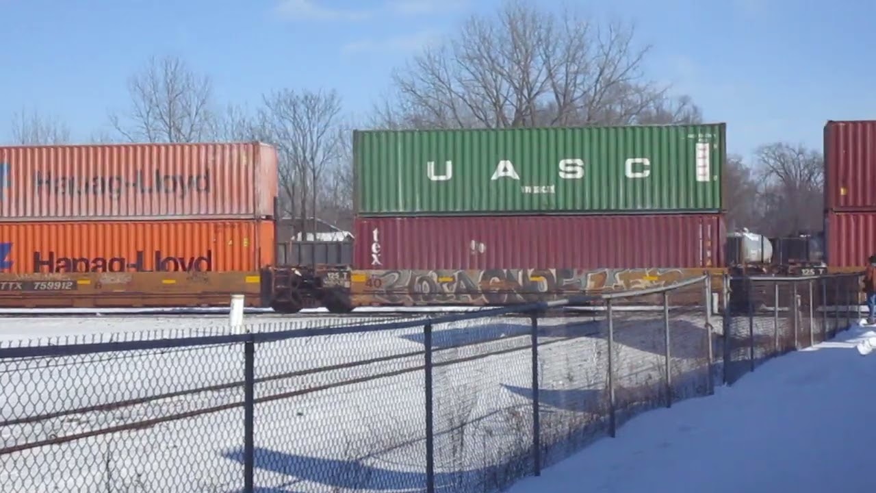 (1-28-2026) Norfolk Southern southbound intermodal train in Marion Ohio.