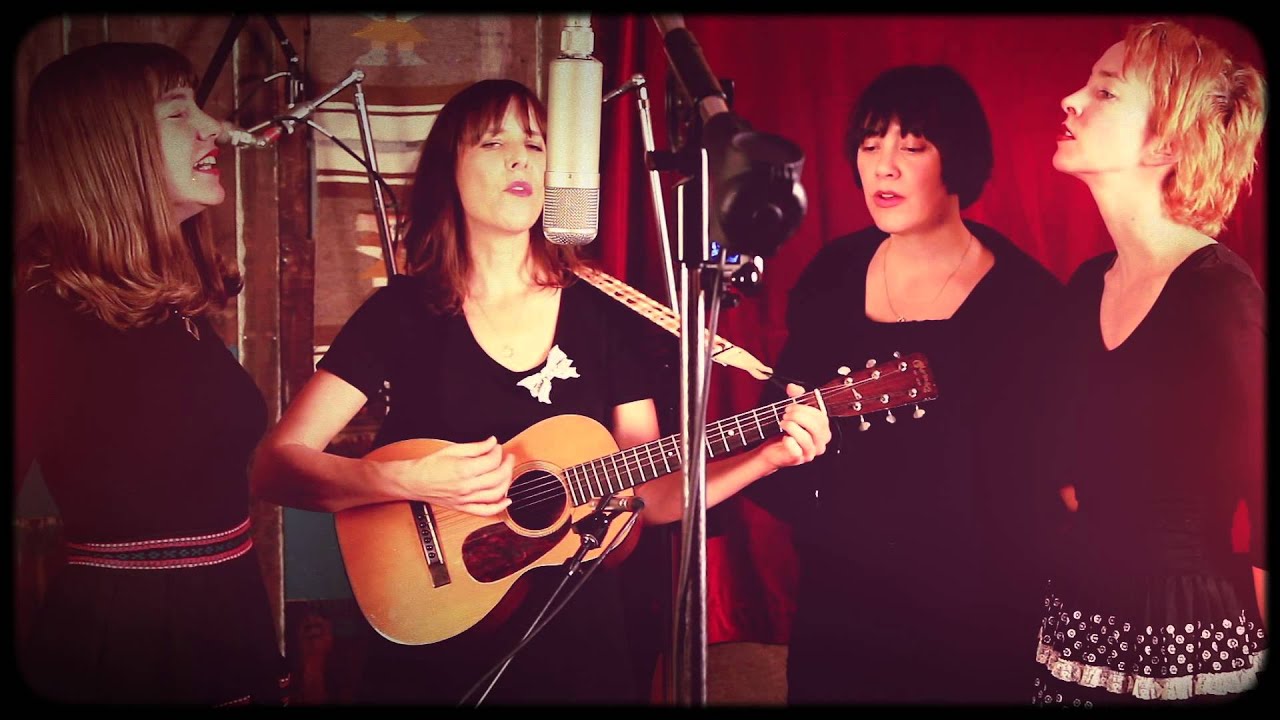 The Living Sisters 