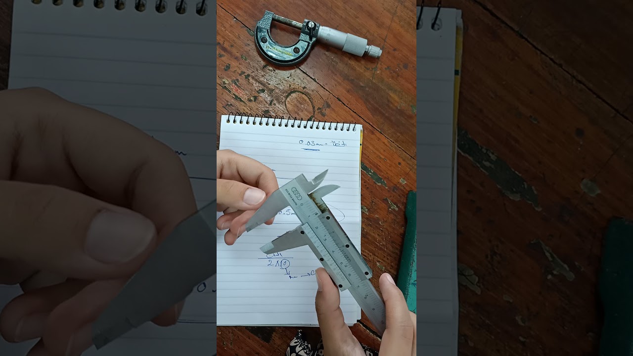 استخدام القدمة ذات الورنية والميكرومتر