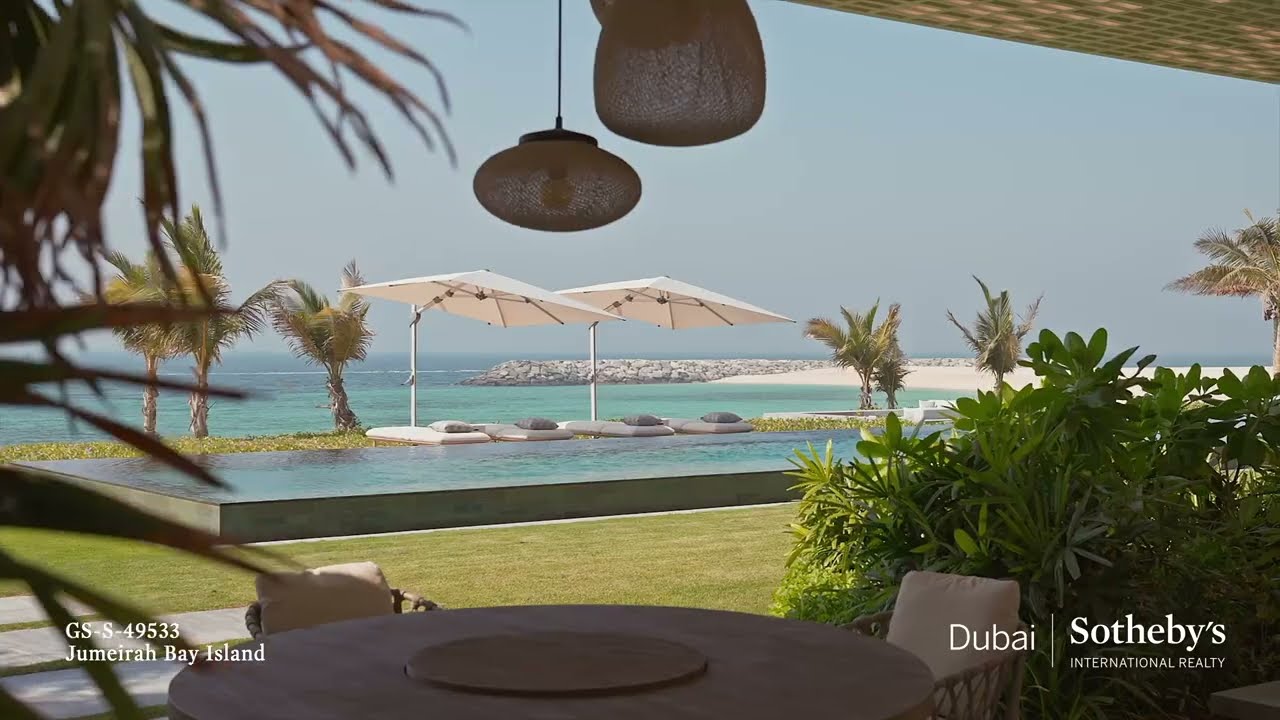 Resort-Style Villa at the Tip of Jumeirah Bay Island
