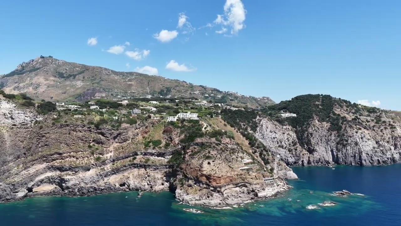 St. Angelo, Punta Imperatore, Citara, Cava dell‘Isola: riprese di drone 