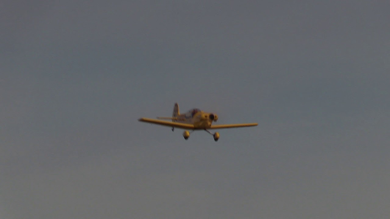 Taylor Titch, Cosmic Wind & Midget Mustang at Shuttleworth Race Day 2018