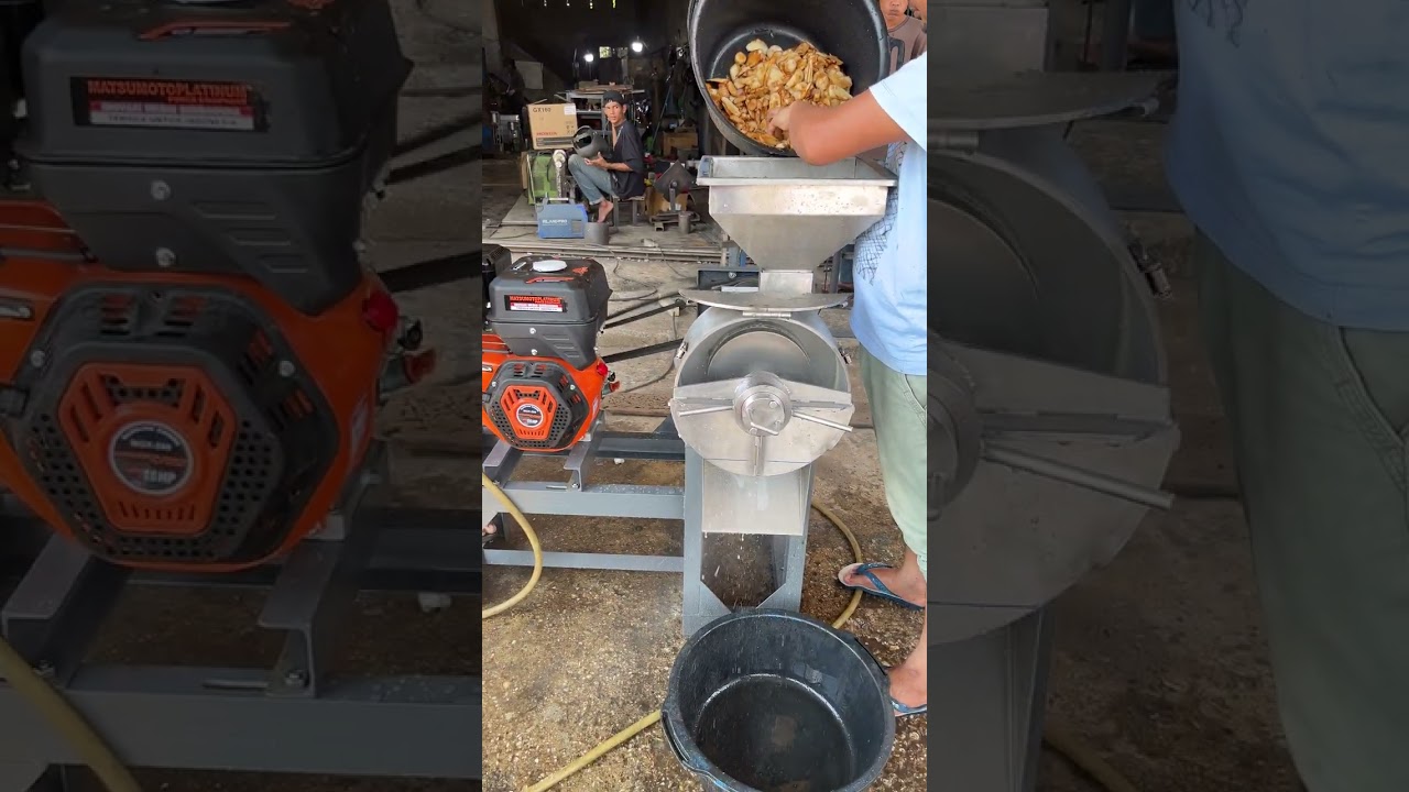 LENGKUAS ,SERAI,CABE SEKALI GILING MENGGUNAKAN MESIN SERBAGUNA