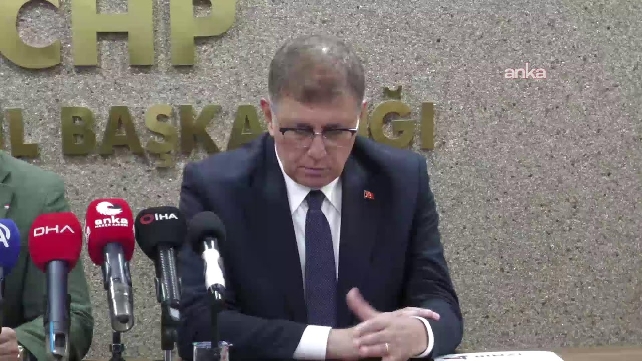 Cemil Tugay ve Deniz Yücel, İzmir İl Başkanlığı’nda açıklama yaptı