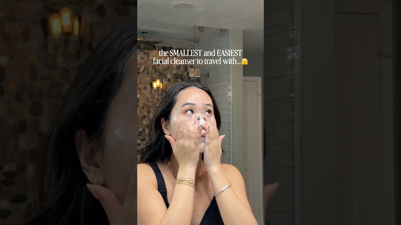 Вот это средство действительно удобно для путешествий и поместится в любую сумку 😭👏🏼 