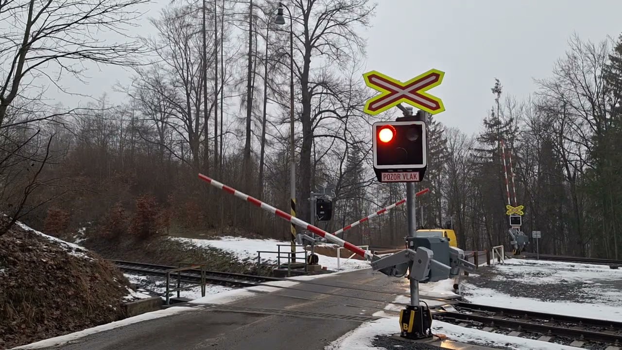 Železniční přejezd Milotice nad Opavou 4