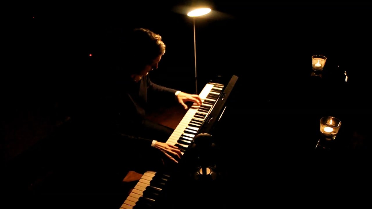 Les Feuilles Mortes/Autumn Leaves, piano José M. Armenta