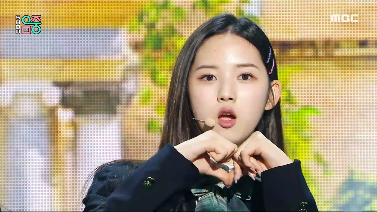 tripleS KRE (트리플에스 크리스탈아이즈) - Touch | Show! MusicCore | MBC230701방송