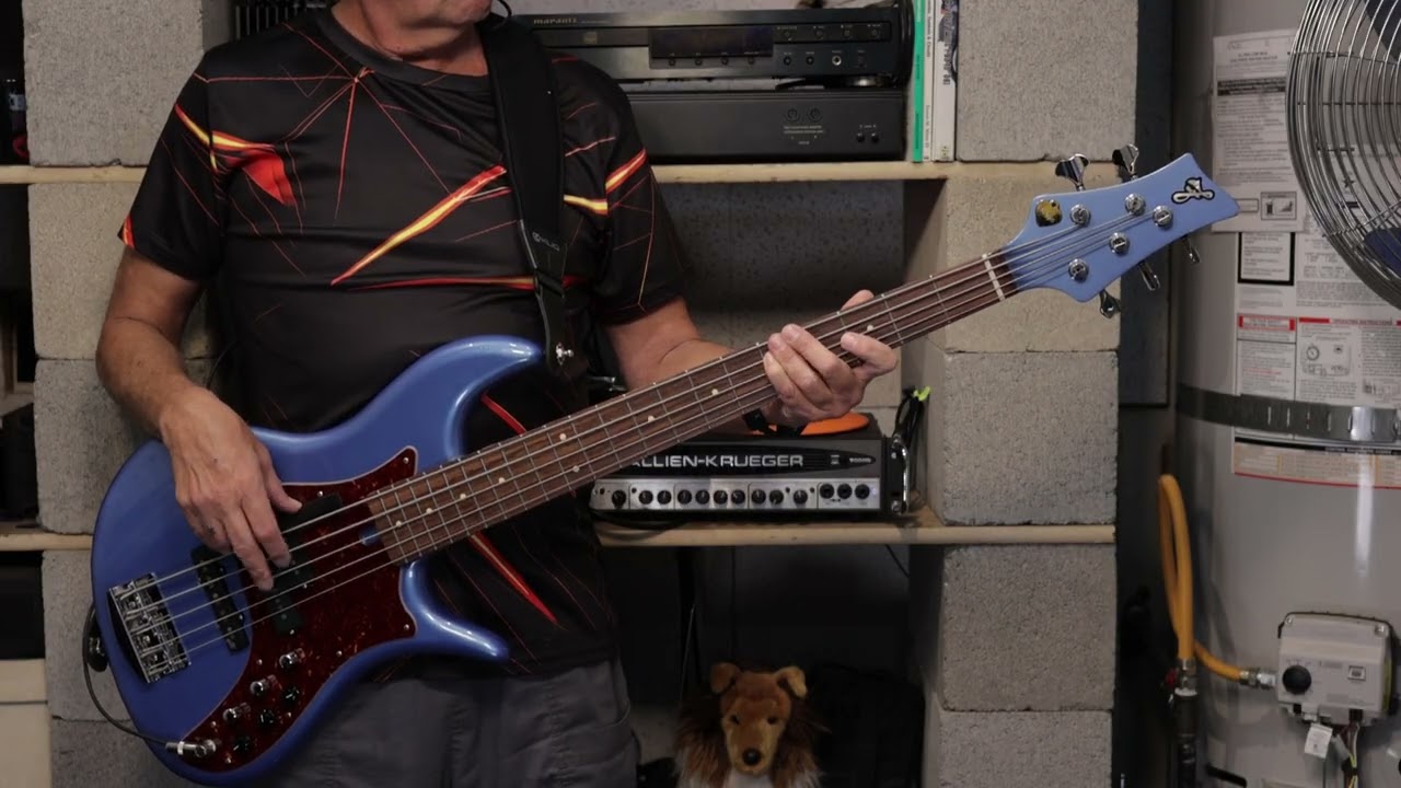 George Bensen  -Turn Your Love Around (Bass Cover)
