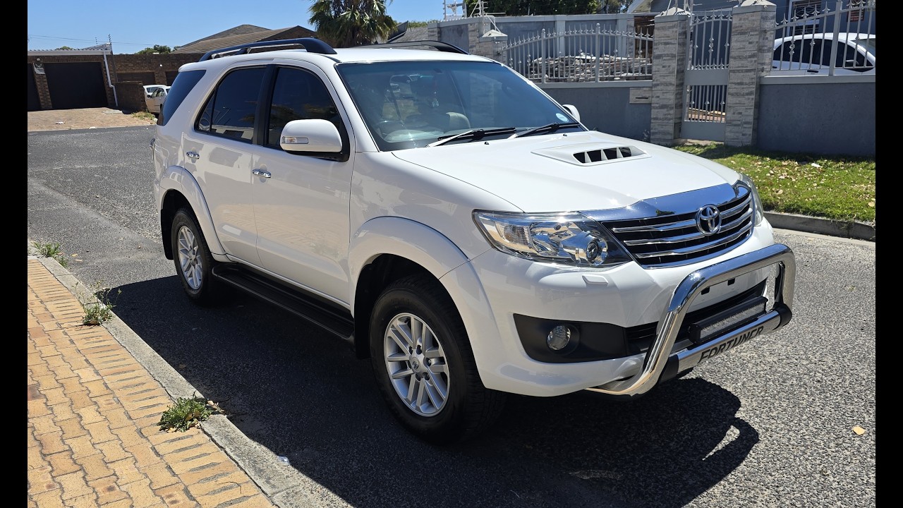 Toyota Fortuner - Paint Correction, Wheels off, Ceramic Coating.
