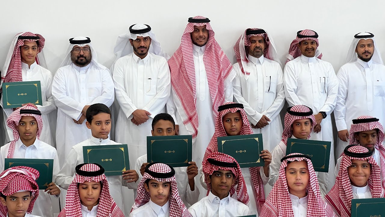 فعاليات اختتام أنشطة نادي اللغة الإنجليزية