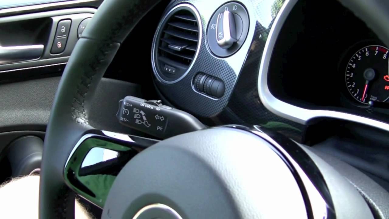 2012 Volkswagen Beetle - Feature Tour