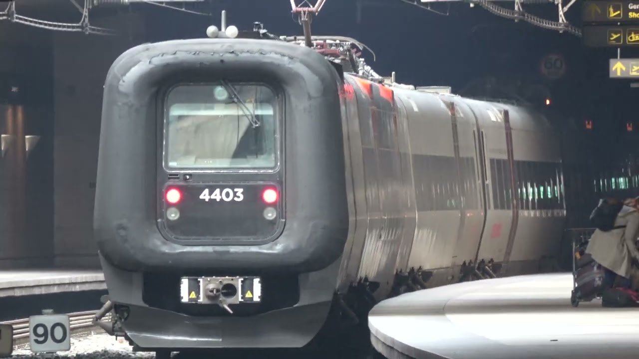Tog i CPH Lufthavn/Züge in Kopenhagen Flughafen/Trains at Copenhagen Airport