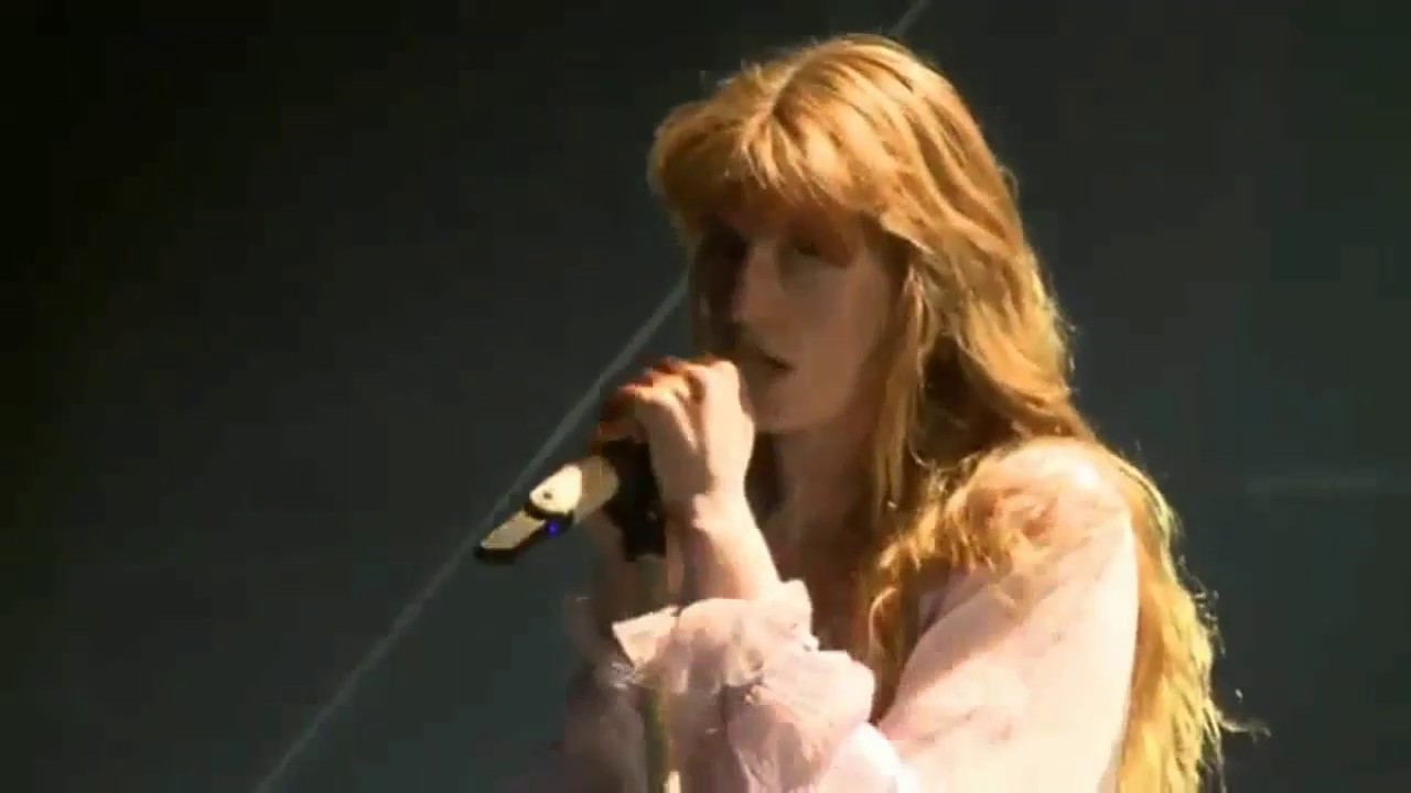 Queen of peace (Live at E. Castle) - Florence and the machine