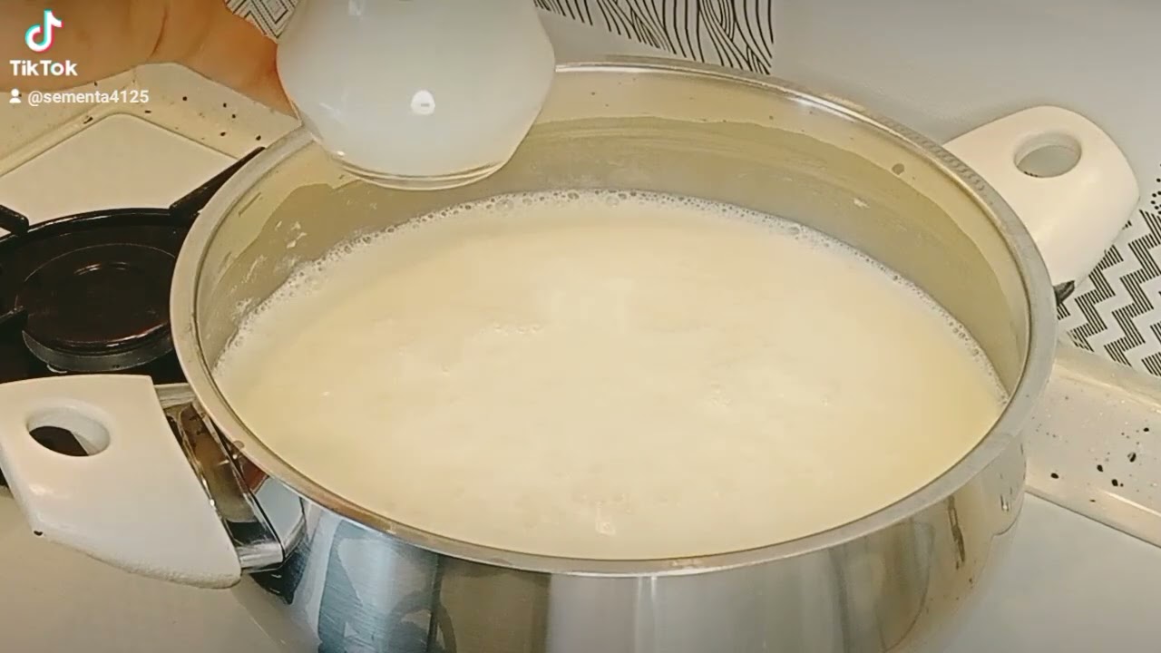 Çok lezzetli ve enfes bir tatlı.eminim sizler de denedikten sonra çok beğeneceksiniz 🌸👩‍🍳