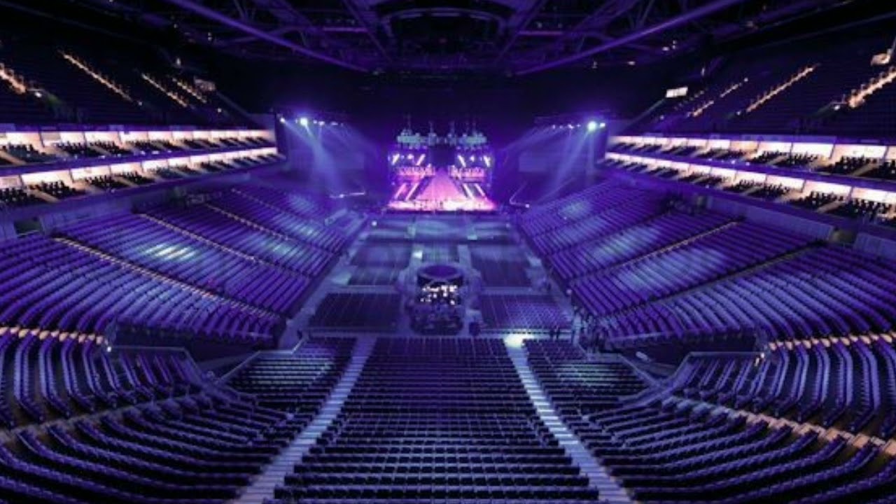 Best Of Me but you're in an empty arena