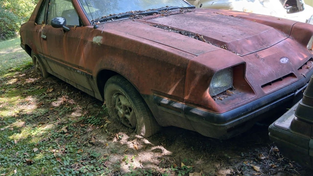 My New 1985 Ford EXP! Red on black bubbleback!
