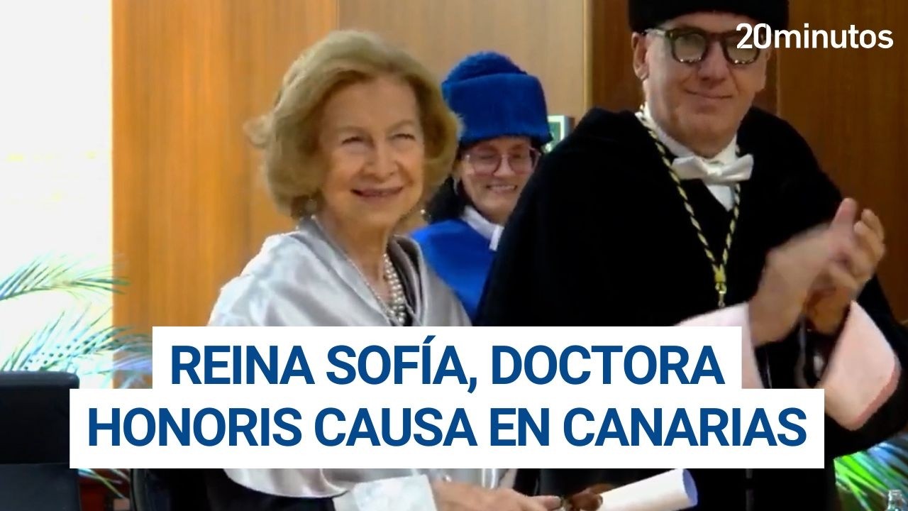 La REINA SOFÍA es investida DOCTORA HONORIS CAUSA por la Universidad de Canarias