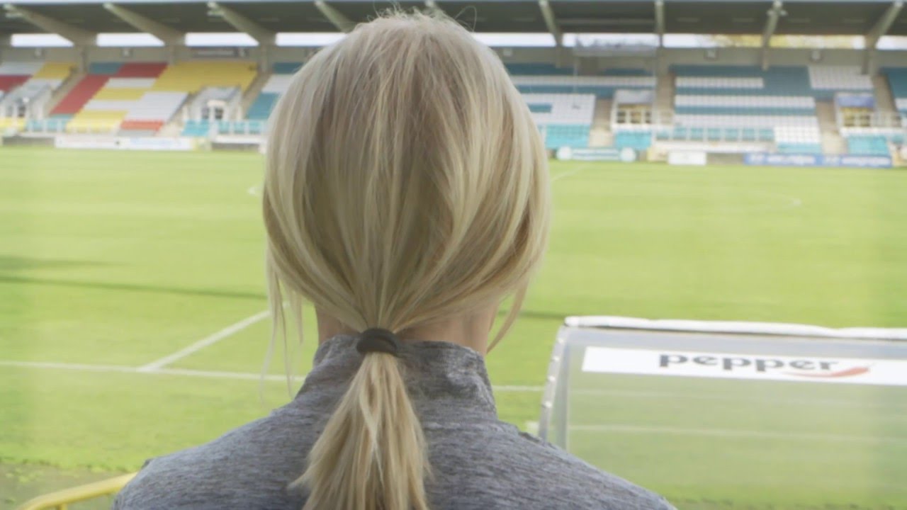 Let's Talk...Self Confidence with Stephanie Roche