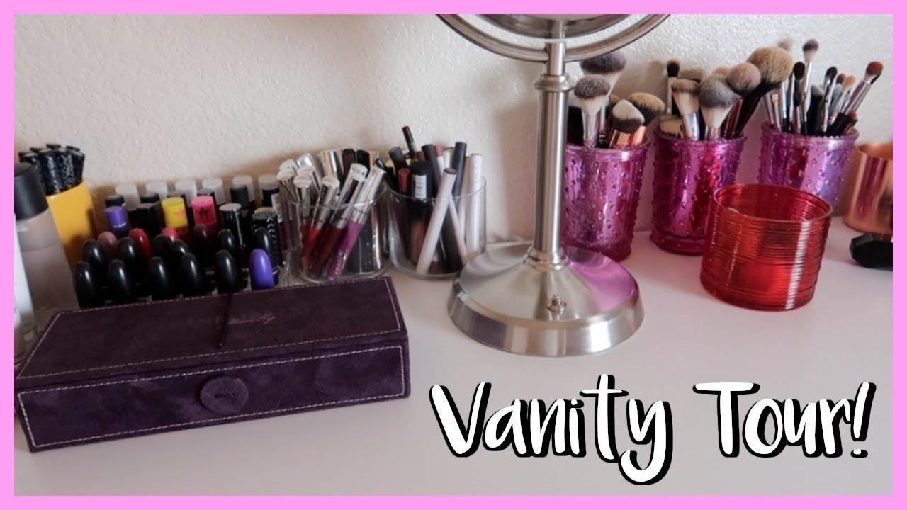 WHAT'S IN MY VANITY?