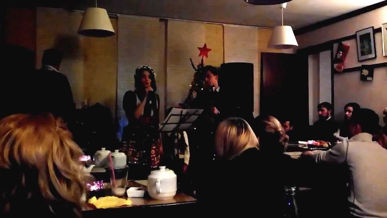 Seara colindelor-Raluca Burcea