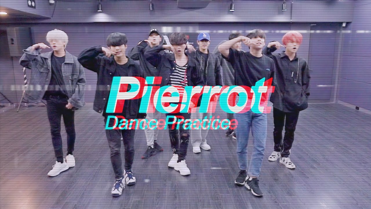 D-CRUNCH(디크런치) - 'Pierrot' Dance Practice