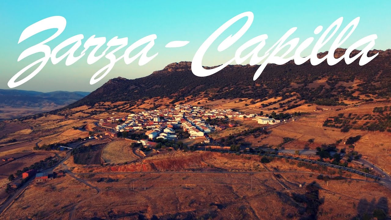 ZARZA-CAPILLA: Un pueblo "doble" en la comarca de la Serena - Drone [4K]