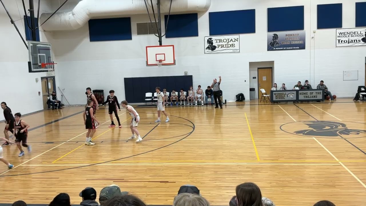 Wendell Middle School Boys Basketball vs. Gooding Third Quarter part one
