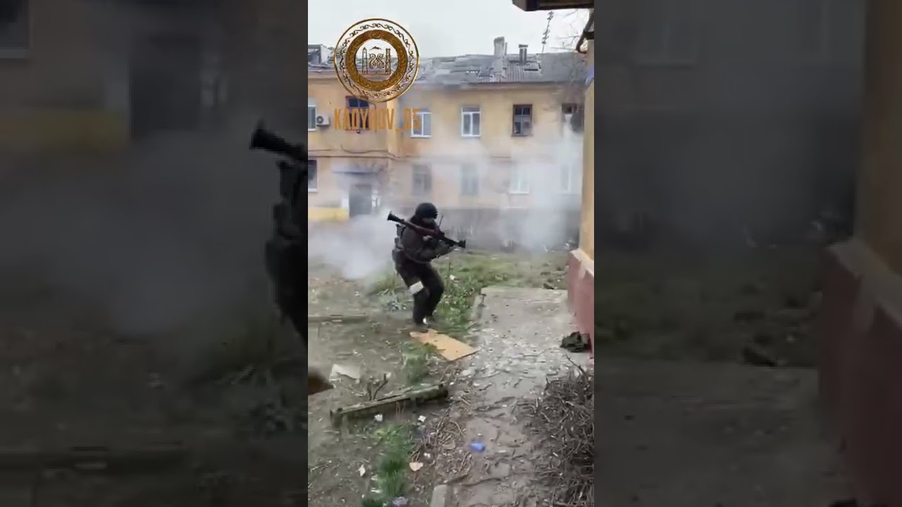 Chechen special forces fire RPG in Mariupol 🇷🇺🏹🇺🇦