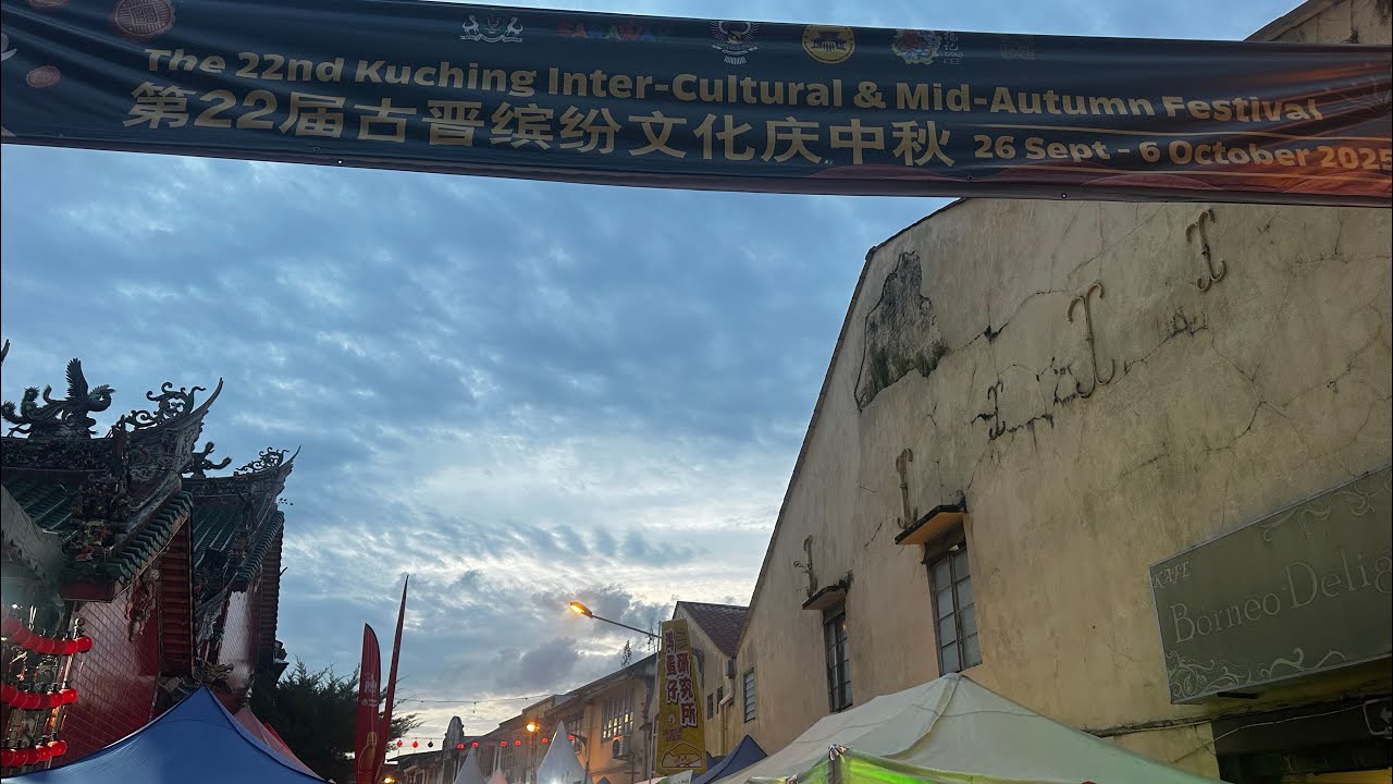 Mid Autumn Festival Kuching 2025 | Jalan-jalan tengok jualan