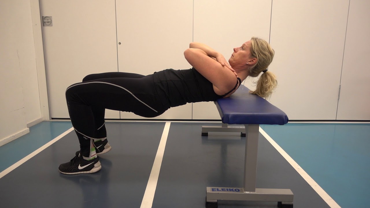 38. Bäckenlyft med skuldror på bänk AVANCERAD