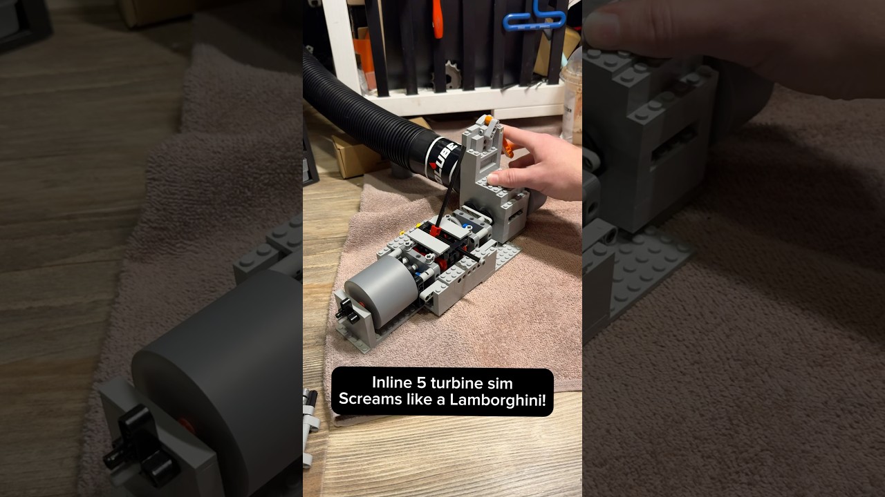 Lego in-line 5 engine simulator sounds like a V10 Lamborghini ￼