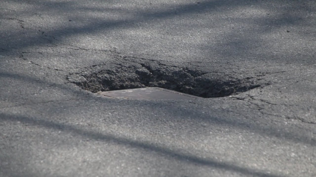 Warmer weather bringing out the potholes | 28/22 News